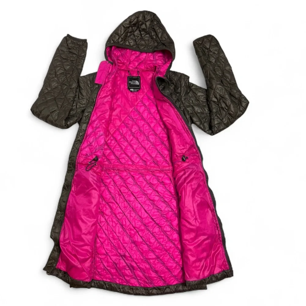The North Face Thermoball quilted jacket,‎ WOMENS Size XSMALL